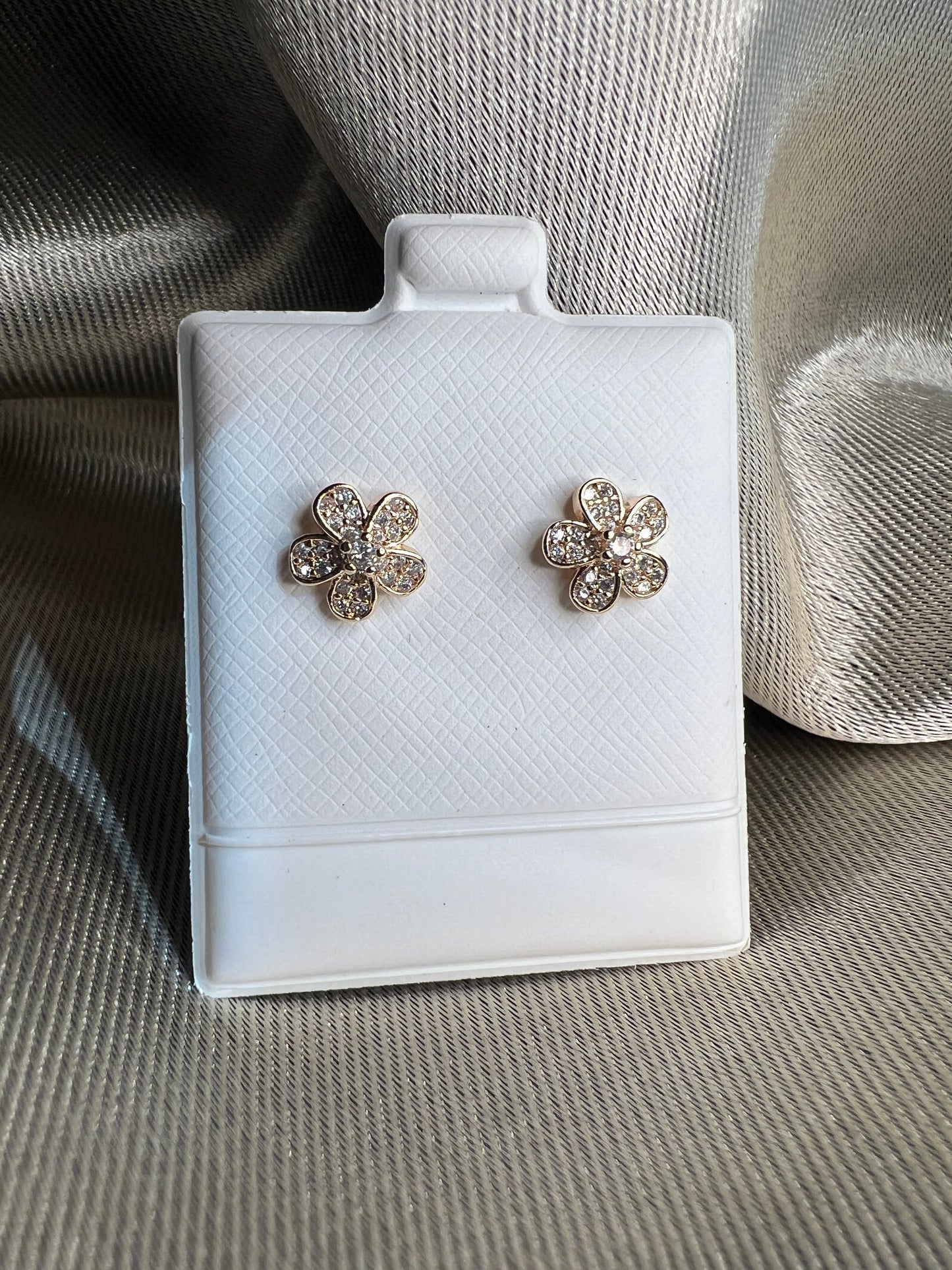 Aretes flores