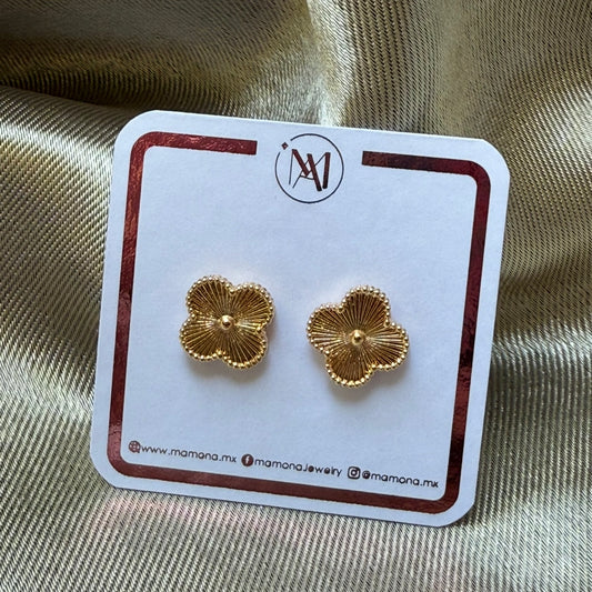 Aretes VCleef