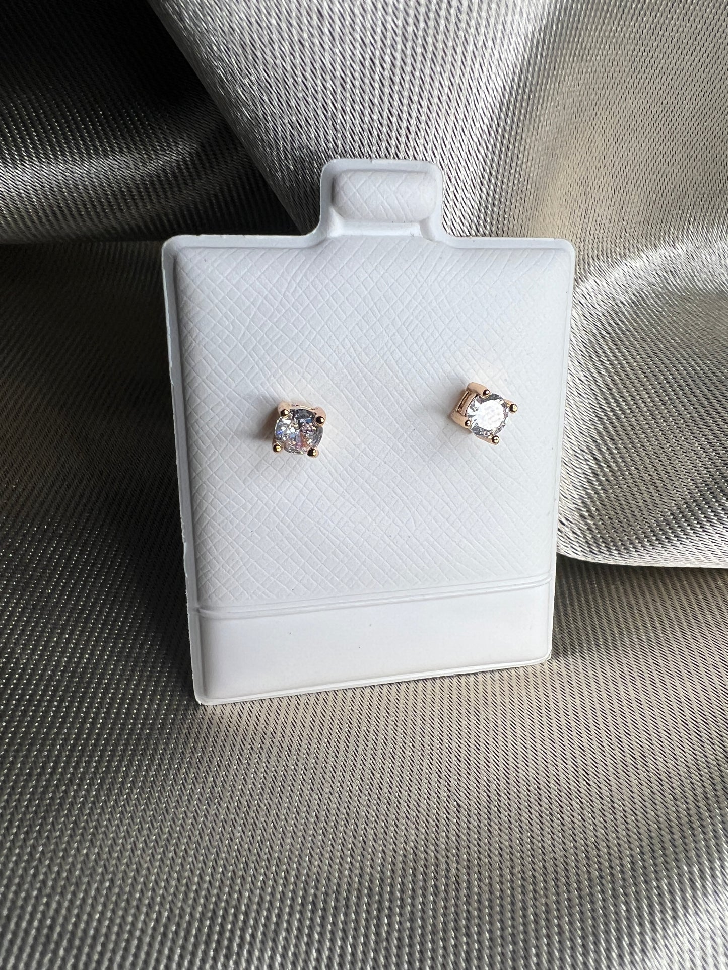 Aretes whitelight