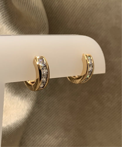 Huggie Mini brightline
